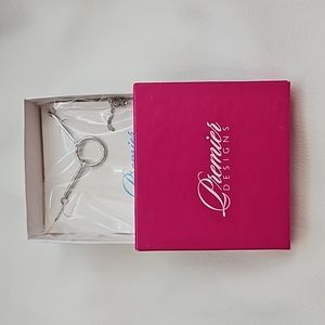 Modern necklace by Premier Designs